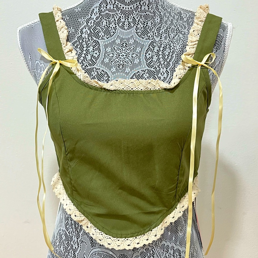 NWT Fairycore Contrast Lace Knot Front Cami Top XS